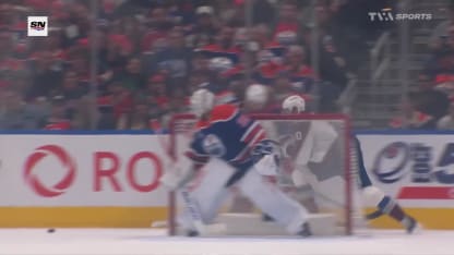 Malinski ouvre la marque en 2e période