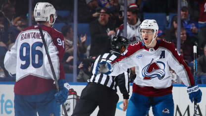 Colorados Mikko Rantanen und Nathan MacKinnon drehen auf
