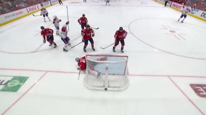 Caufield brise la glace contre Thompson en A.N.