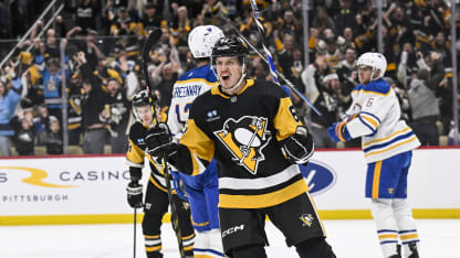 Rakells poängstim fortsätter, men tuff förlust för Penguins