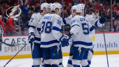 Cirelli taps home the rebound