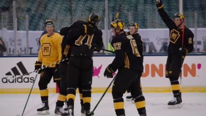 Stadium Series: Penguins practice