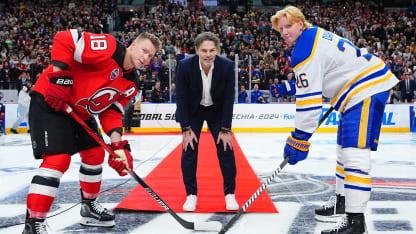 Jagr puck drop