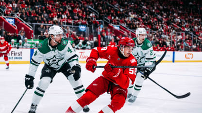 Emmitt Finnie with a Powerplay Goal vs. Dallas Stars