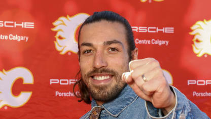  Photo Gallery - Red Carpet Player Arrivals 11.10.25