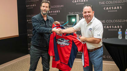 Keanu Reeves signs contract with OHL Windsor Spitfires