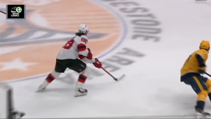 NJD@NSH: Bratt scores goal against Justus Annunen