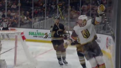 VGK@BOS: Cotter scores goal against Jeremy Swayman