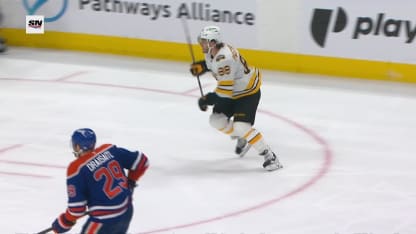 Et de deux pour Pastrnak!