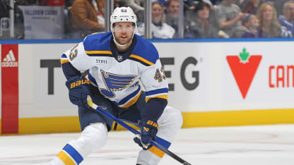 Rosen trejdad till Blues