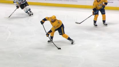 Stamkos fait mouche de son bureau en A.N.