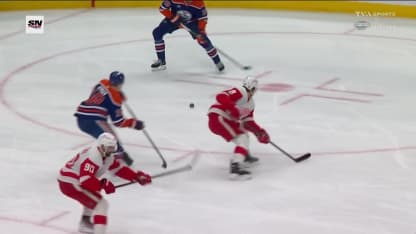 Draisaitl profite d'une erreur