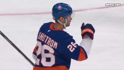 Wahlstrom hammers home one-timer