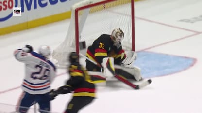 Un deuxième but de Brown en 3e période