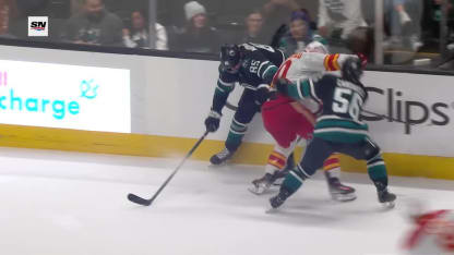 CGY@SJS: Kadri scores goal against Yaroslav Askarov