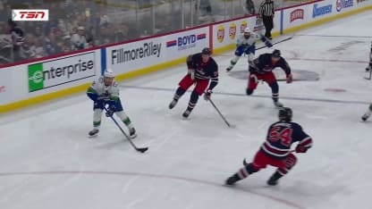 Hoglander inscrit les Canucks au tableau