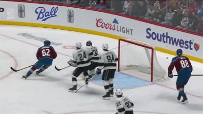 Necas surprend Rittich sur le retour