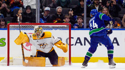 Canucks top Predators in shootout