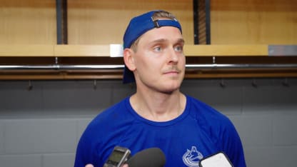 POSTGAME | Lankinen at Blackhawks