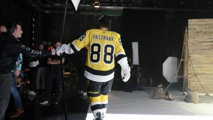 Behind the Scenes: Stadium Series jersey release