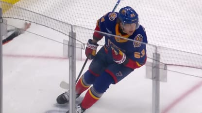 Neighbours scores on breakaway