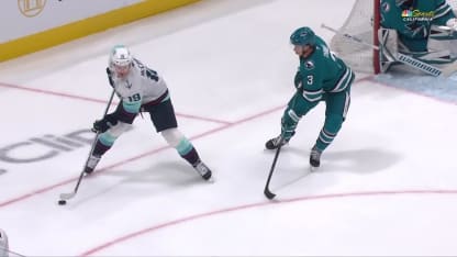 Burakovsky complète un bel échange