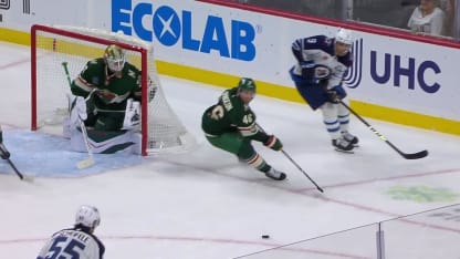 WPG@MIN: Scheifele marque un but contre Jesper Wallstedt