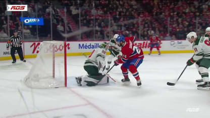 MIN@MTL: Danault marque un but contre Jesper Wallstedt