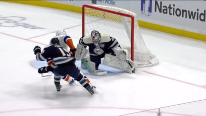 Holmstrom tucks in slick OT winner