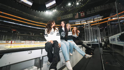 Elevate your Gameday style with this year's LA Kings x wEAr collection! Kings gear to rock anyWEAR and everyWEAR 🖤🏒