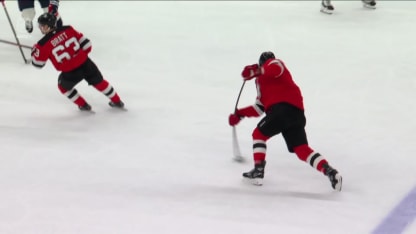 WSH@NJD: Hamilton scores goal against Logan Thompson