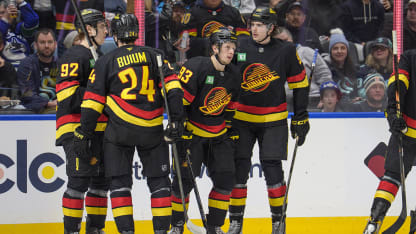 Rossi takes advantage of big bounce to score late