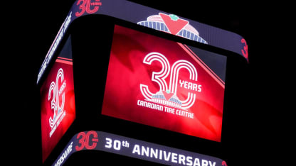 Steve Duchesne drops the puck in Ottawa