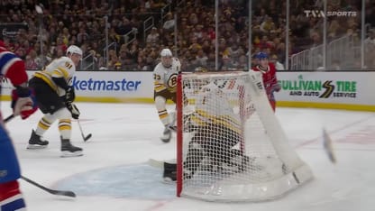 MTL@BOS: Caufield marque un but en A.N. contre Jeremy Swayman