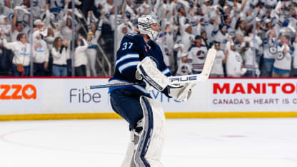 Hellebuyck, Jets excited about Game 5 at home