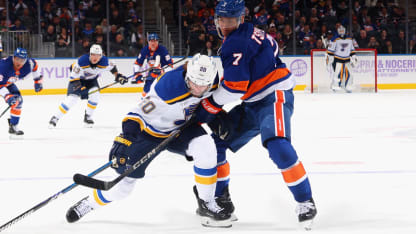 Photos: Islanders 3, Blues 1 - Nov. 23, 2024