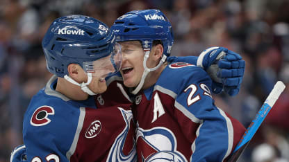 Gammal god kemi mellan Nathan MacKinnon och Gabriel Landeskog