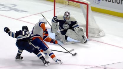 Holmstrom sort les mains en prolongation