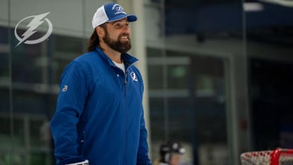 Pat Maroon energized to give back at Bolts’ girls summer hockey camp this week