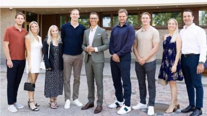 BLOG: Barkov and fellow Panthers meet with President of Finland