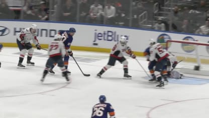 WSH@NYI: Fasching scores goal against Charlie Lindgren