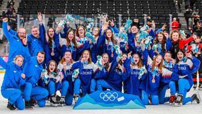 030123 hockey day sk image 1