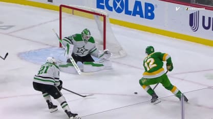 DAL@MIN: Oettinger with a great save against Matthew Boldy