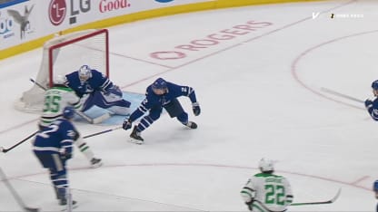 DAL@TOR: Robertson scores goal against Artur Akhtyamov