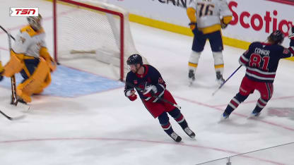 NSH@WPG: Morrissey scores goal against Juuse Saros