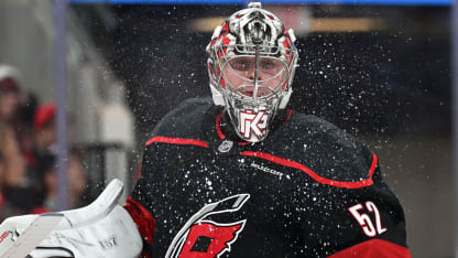 Bollwerk Carolina Hurricanes - Pyotr Kotchetkov feiert Shutout