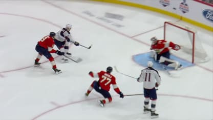 CBJ@FLA: Lundestrom scores goal against Sergei Bobrovsky