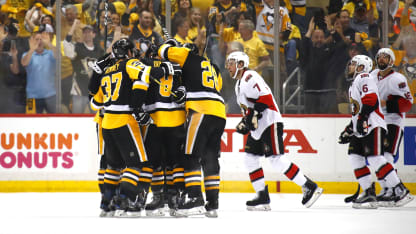 Penguins_celebrate_vsSens