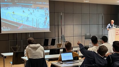 100222_DE_CoachingClinic3