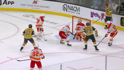 CGY@VGK: Barbashev scores goal against Dustin Wolf